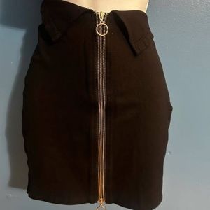Black pencil skirt